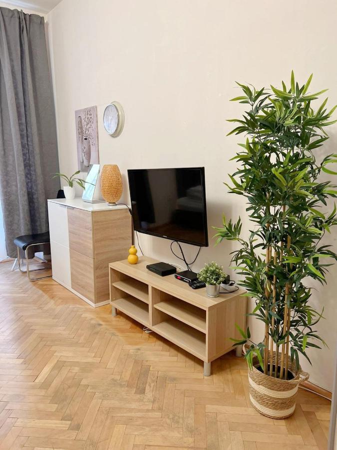 Modern Apartment Krakovska Praha Eksteriør bilde