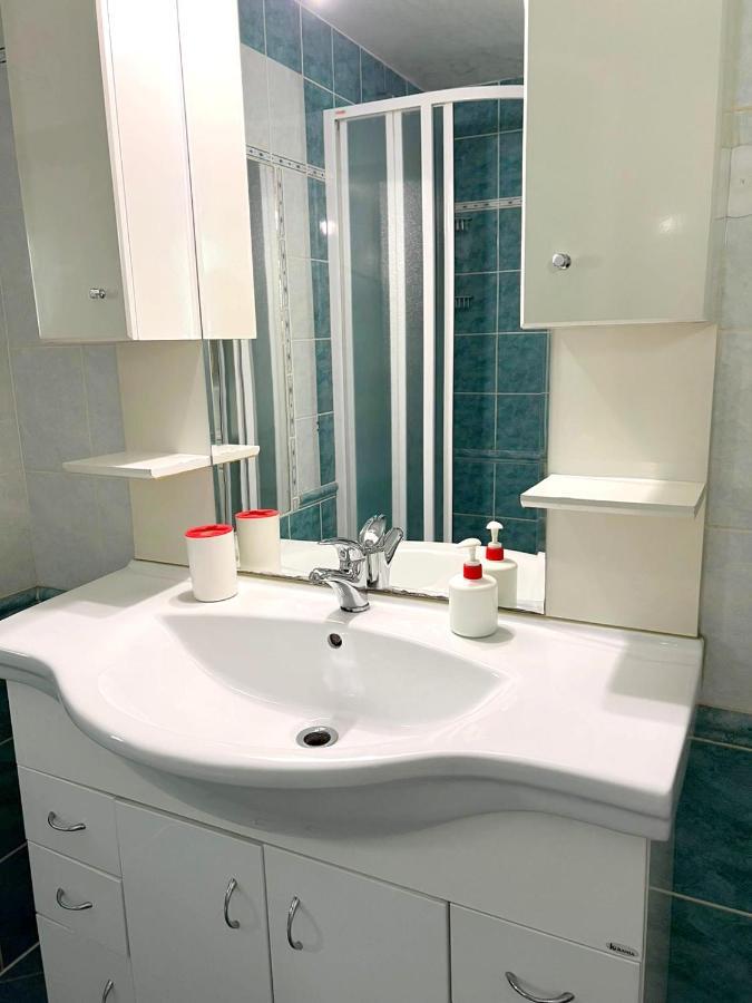 Modern Apartment Krakovska Praha Eksteriør bilde